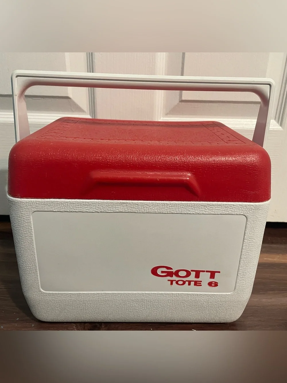 Vintage 1980’s GOTT Lunch Tote 6 Red and White Portable Cooler